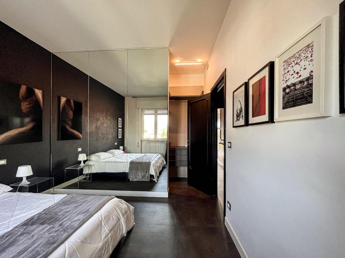 Mura Di Lucca Elegant Penthouse With Balcony Apartment Exterior photo